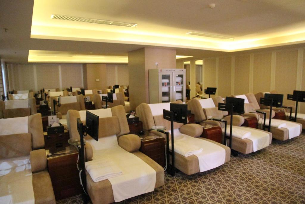 Water Way Hotel Kuangcsou Kültér fotó